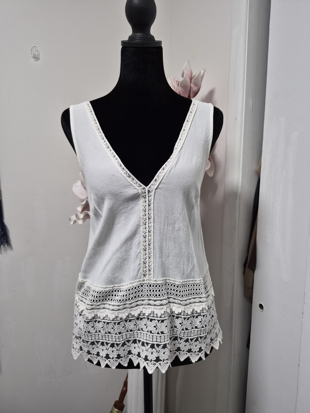 Lush White Lace-Trim V-Neck Camisole